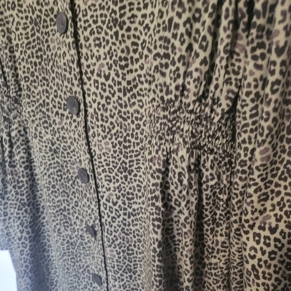 Nordstroms Green Cheetah Dress New - Picture 6 of 6